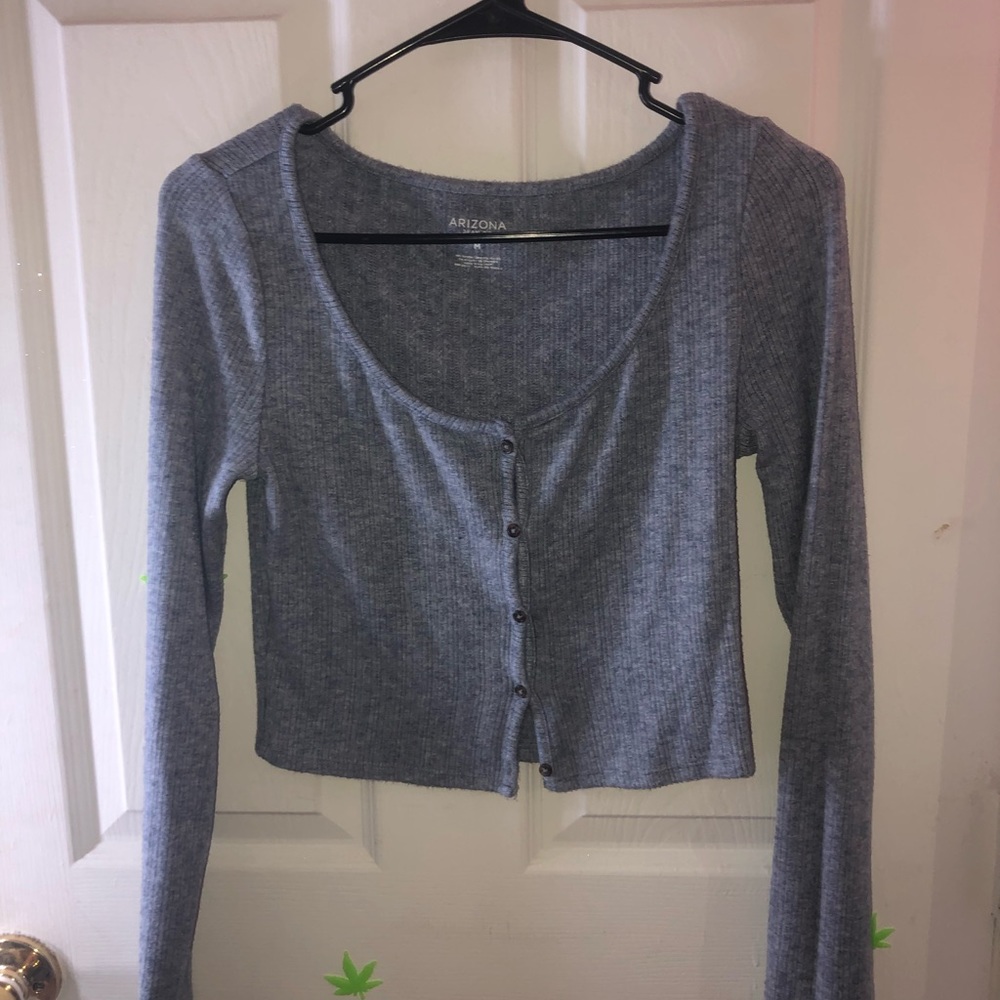 gray button up crop top
